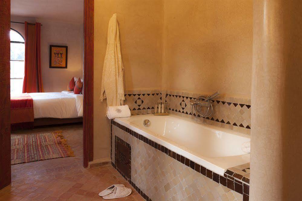 Bed and Breakfast Le Jardin Des Douars Al Ghar Esterno foto